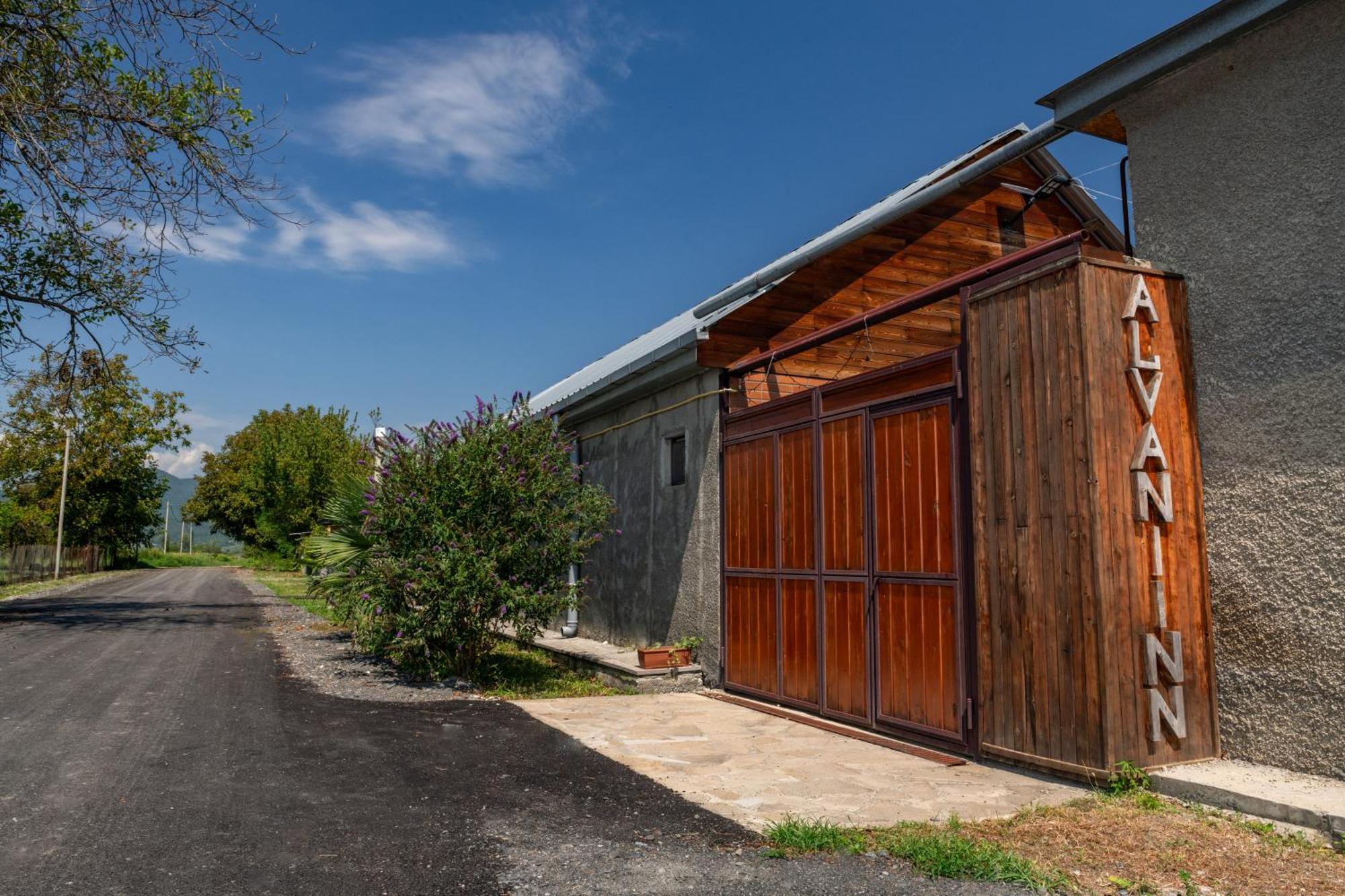 Alvani Inn K'vemo Alvani Экстерьер фото