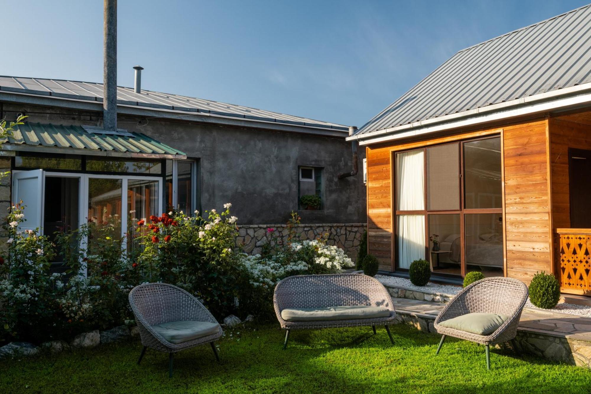Alvani Inn K'vemo Alvani Экстерьер фото
