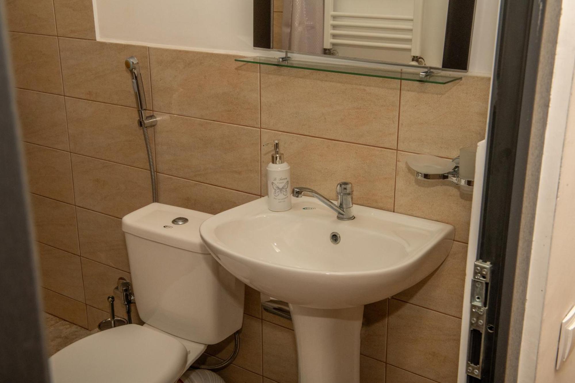Alvani Inn K'vemo Alvani Экстерьер фото